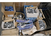 Set fittingen, bevestigingsmiddelen en diverse materialen - afbeelding 17 van  19