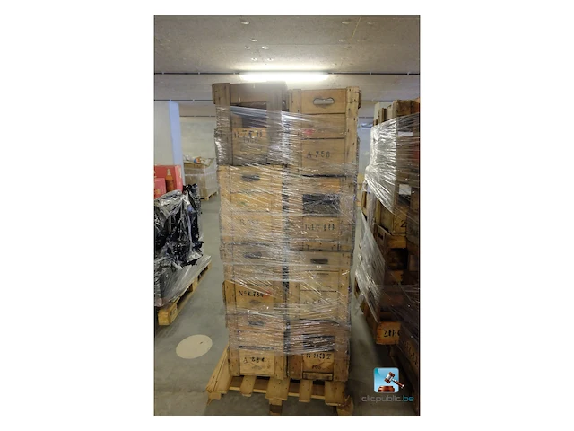 Set flessenrekken - afbeelding 1 van  5