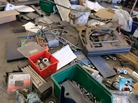 Set gereedschappen en verbruiksartikelen - afbeelding 14 van  16
