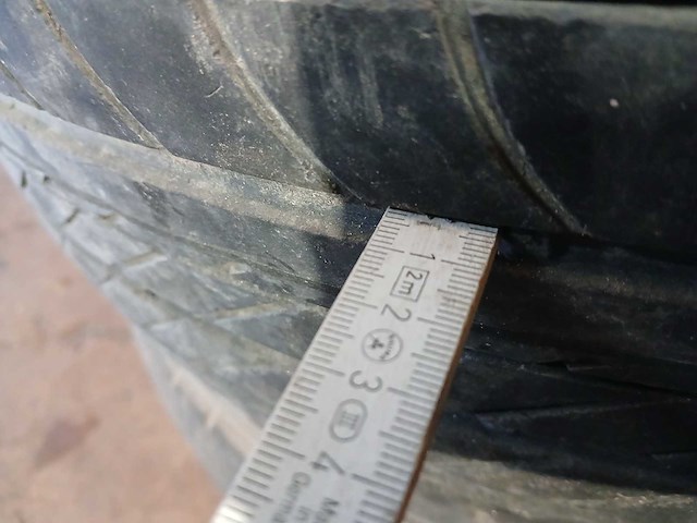 Set goodyear eagle f1 - velgen - afbeelding 1 van  13