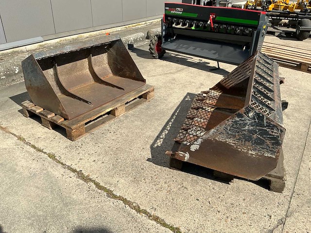 Set graafbakken 1100 mm & 1280 mm (2x) - afbeelding 1 van  7