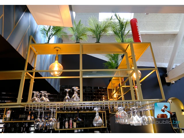 Set hangende planken met verlichting - afbeelding 3 van  8