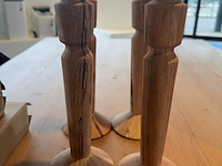 Set hout-look kaarshouders + kaarsen - afbeelding 2 van  5