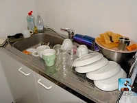 Set huishoudelijke apparaten en keukengerei - afbeelding 5 van  18
