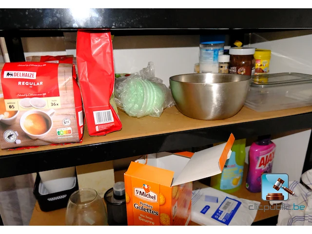 Set huishoudelijke apparaten en keukengerei - afbeelding 8 van  18