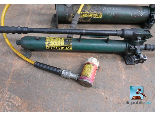Set hydraulische cilinders - afbeelding 2 van  6
