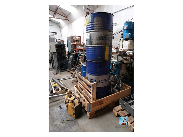 Set hydraulische pompen met vaten - afbeelding 1 van  5