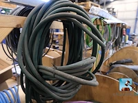 Set kabelhaspels met elektriciteitskabels - afbeelding 9 van  10