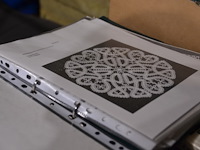 Set kant maken en kantenklossen boeken, staaltjes, voorbeelden etc. - afbeelding 4 van  9