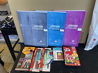 Set kantoor/schoolmateriaal - afbeelding 1 van  1
