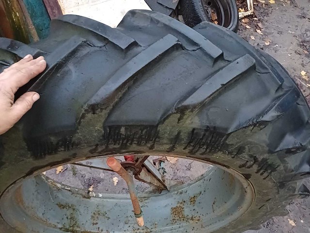 Set koeiwielen / opzet-dubbelwielen voor tractor – 32 inch - afbeelding 2 van  3