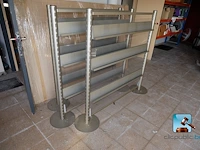 Set krantenstandaards