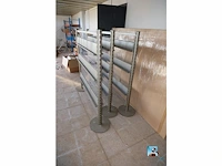 Set krantenstandaards - afbeelding 2 van  4