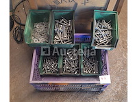 Set lagschroeven en ringen + acculaadhouder - afbeelding 7 van  8