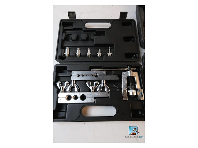 Set loodgietersgereedschap - afbeelding 2 van  6