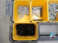 Set met diverse dozen - afbeelding 18 van  20