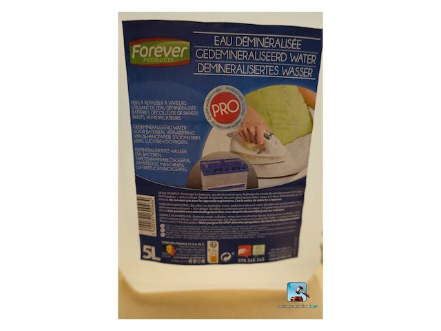 Set met flessen gedemineraliseerd water - afbeelding 4 van  4