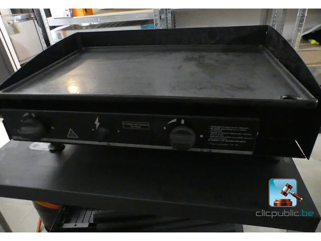 Set met gasplancha en barbecues - afbeelding 2 van  8