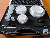 Set met gatenzagen - afbeelding 2 van  5