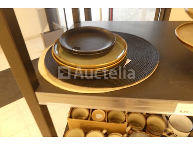 Set met huishoudelijke en decoratieve artikelen - afbeelding 2 van  17