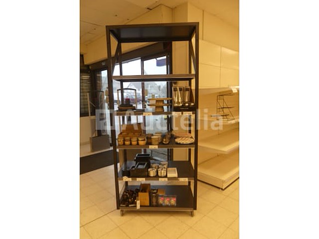 Set met huishoudelijke en decoratieve artikelen - afbeelding 17 van  17