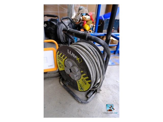Set met kabelhaspels en led-schijnwerpers - afbeelding 2 van  8
