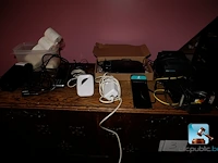 Set met kassa- en internetapparatuur