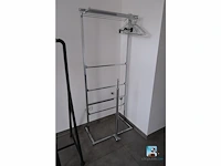 Set met kledingrekken en een plank - afbeelding 7 van  9