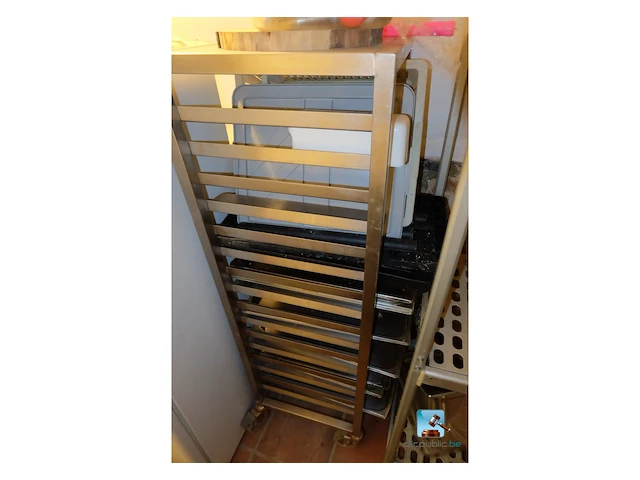 Set met planken en keukengerei - afbeelding 6 van  11