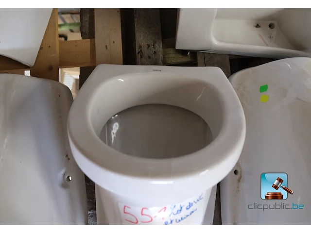 Set met urinoirs en toiletten - afbeelding 8 van  9