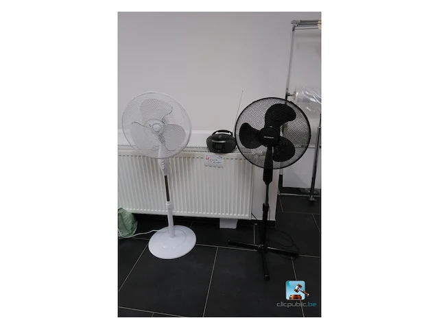 Set met ventilatoren en radio - afbeelding 1 van  7