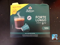 Set met warmdrankdispenser en koffiemachine - afbeelding 15 van  23