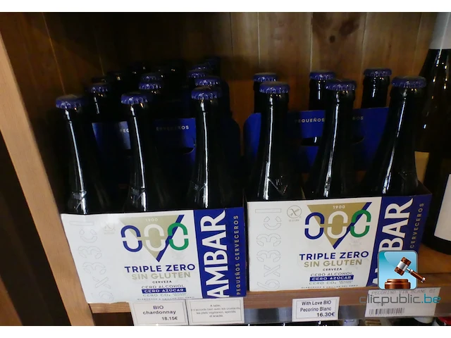 Set met wijn- en bierflessen - afbeelding 2 van  9