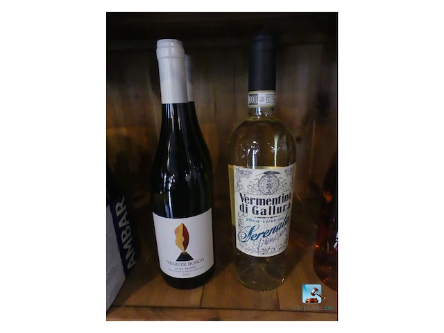 Set met wijn- en bierflessen - afbeelding 3 van  9