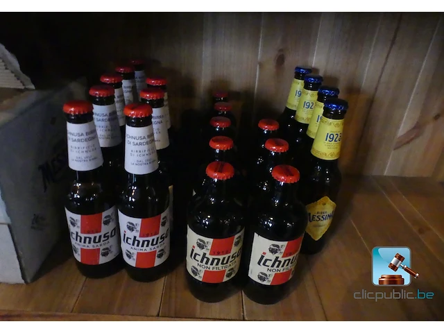 Set met wijn- en bierflessen - afbeelding 6 van  9