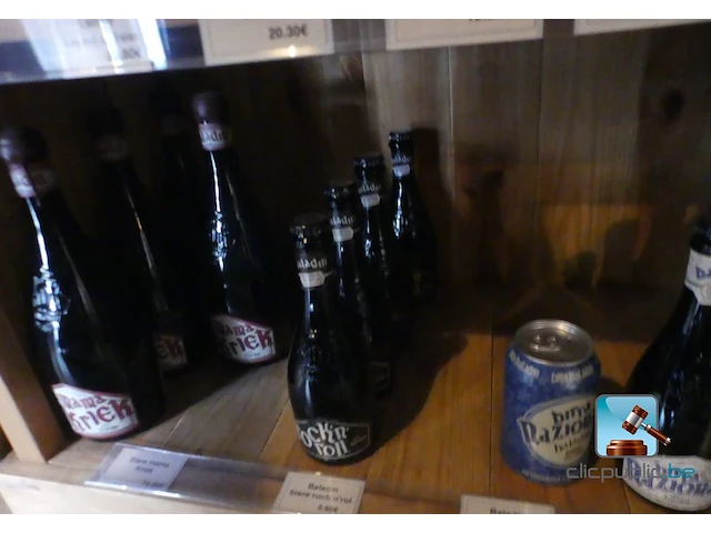 Set met wijn- en bierflessen - afbeelding 9 van  9
