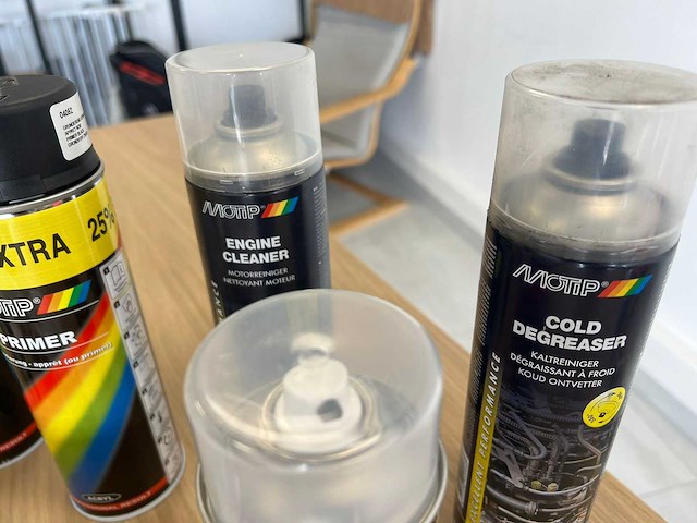 Set motip primers, lakken, reinigers en plamuur - afbeelding 4 van  5