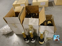 Set mousserende wijnflessen - afbeelding 7 van  7