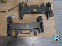 Set ontgrendelingspedalen