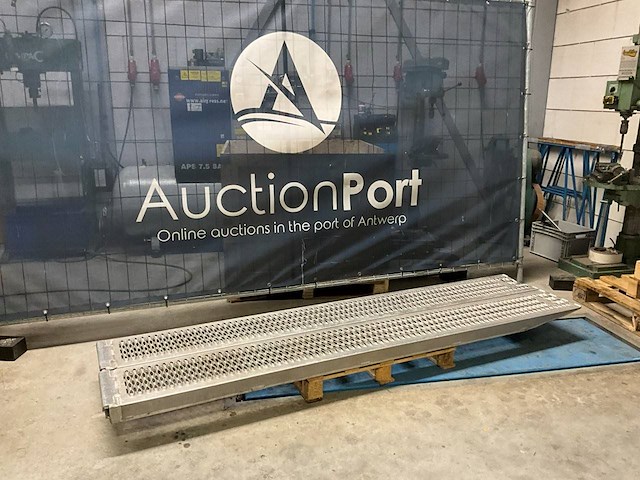 Set oprijplaten aluminium 247x30cm - afbeelding 1 van  1