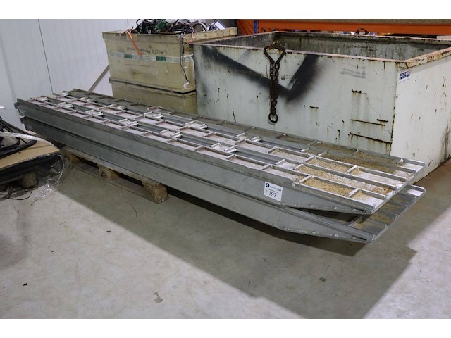 Set oprijplaten ultra-lite 300x60 cm - afbeelding 1 van  1