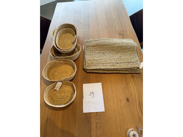Set placemats + rieten mandjes - afbeelding 1 van  7