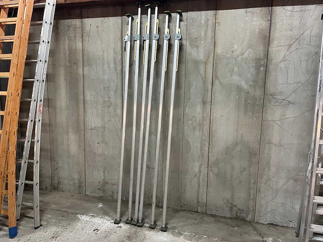 Set plafondsteunen - afbeelding 1 van  2