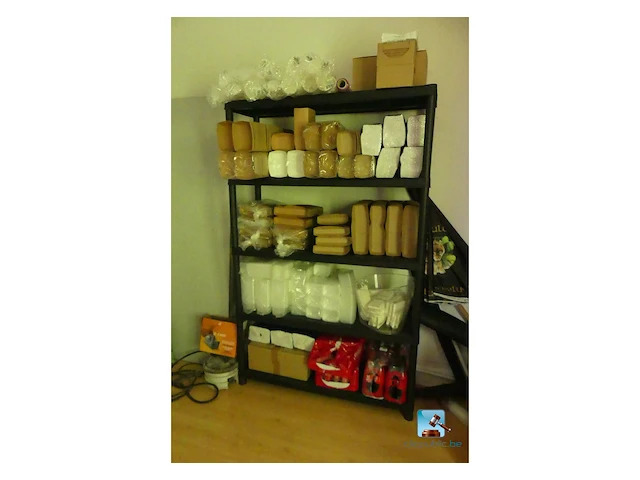 Set planken zonder inhoud - afbeelding 6 van  8