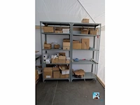 Set planken zonder inhoud