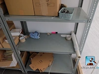 Set planken zonder inhoud - afbeelding 8 van  10