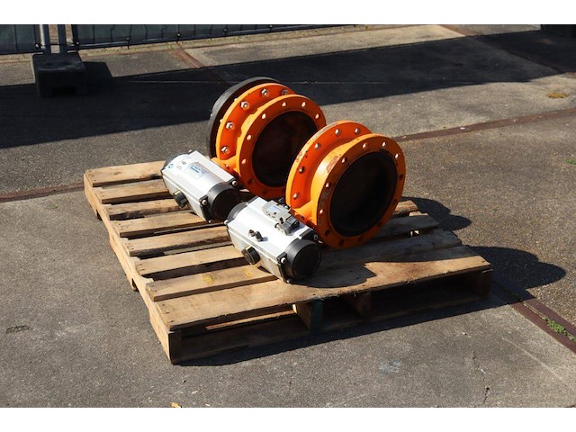 Set pneumatisch bediende vlinderkleppen alfa 125da 2stuks - afbeelding 1 van  1