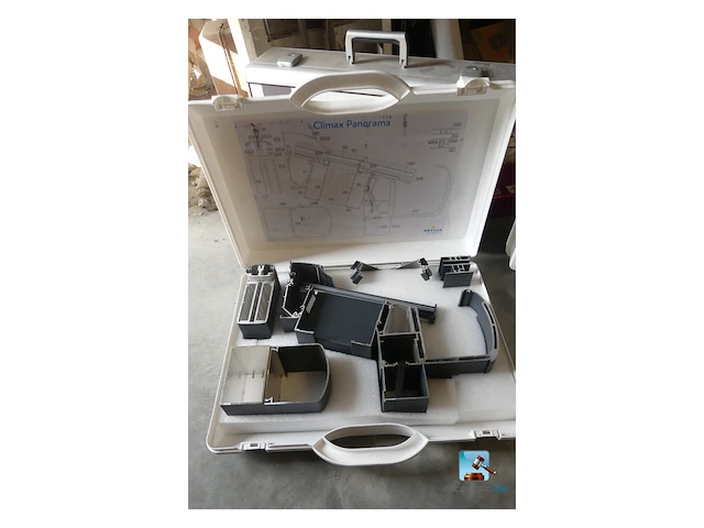 Set presentatiekoffers voor chassis - afbeelding 4 van  7