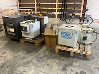 Set professionele industriële olienevel-/dampafzuigers en koelvloeistoffilters - afbeelding 1 van  18