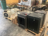 Set professionele industriële olienevel-/dampafzuigers en koelvloeistoffilters - afbeelding 13 van  18